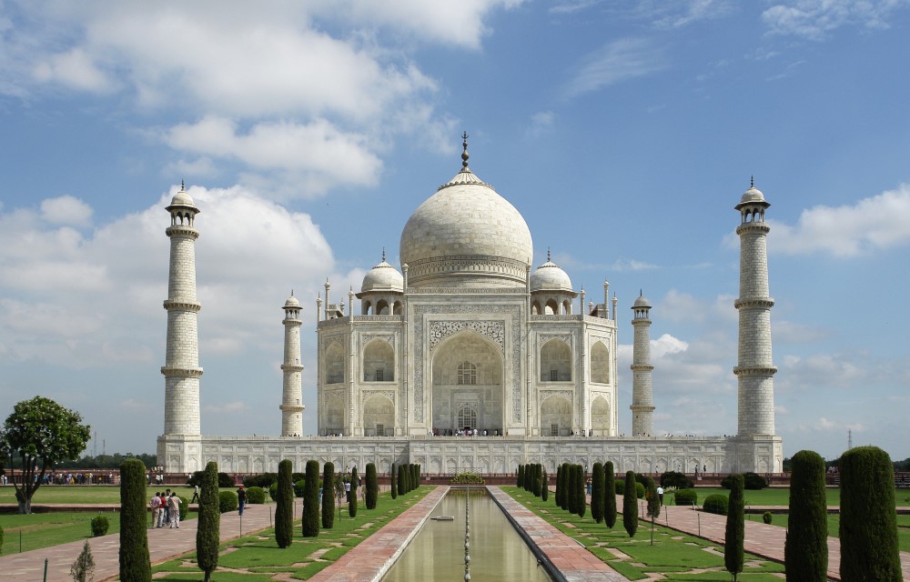 Taj Mahal in Agra Pictures
